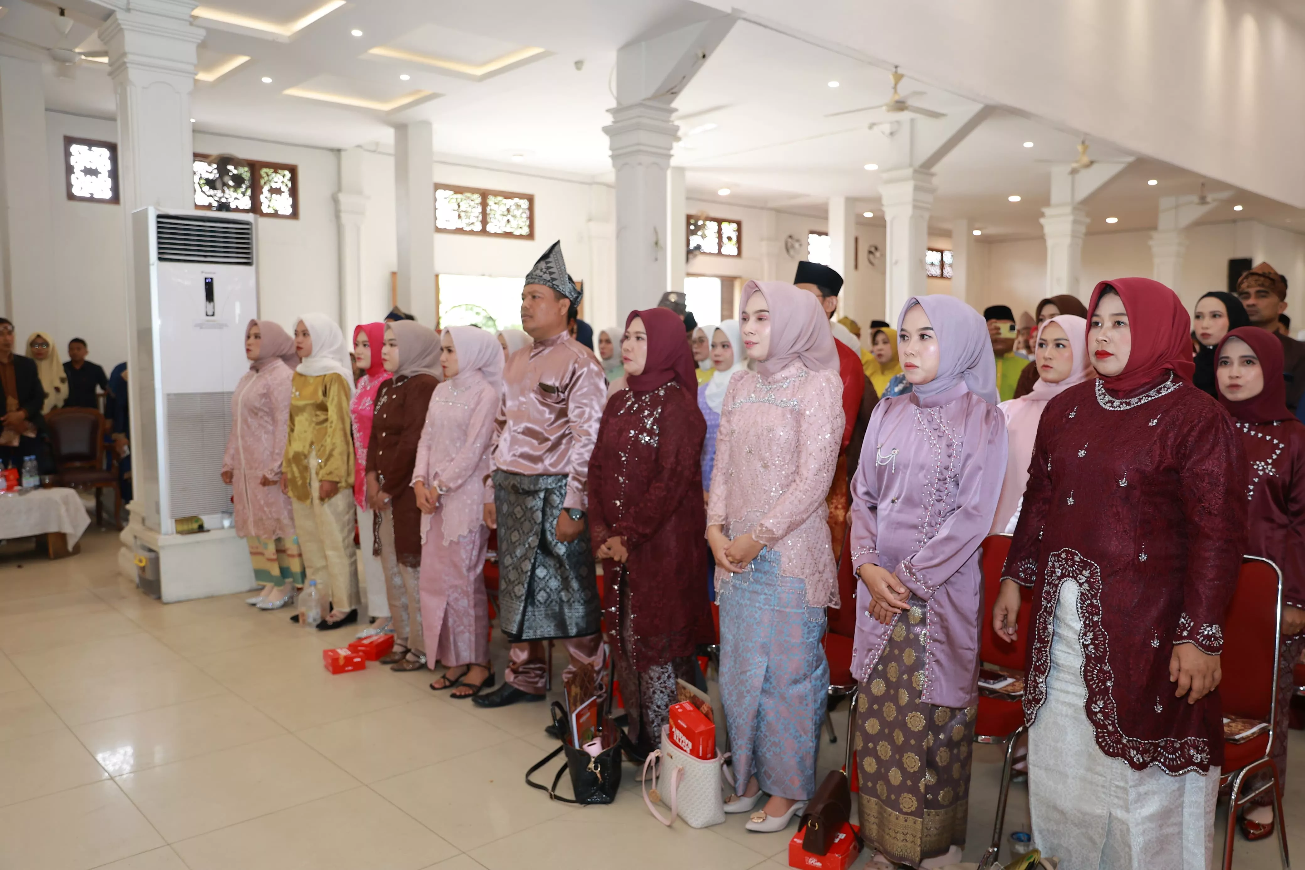 FEB UNISI Tembilahan Yudisium 335 Calon Sarjana Manajemen dan Akuntansi