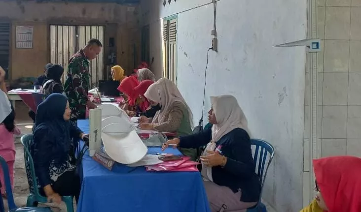 Serma Sutrisno Dampingi Posyandu Balita
