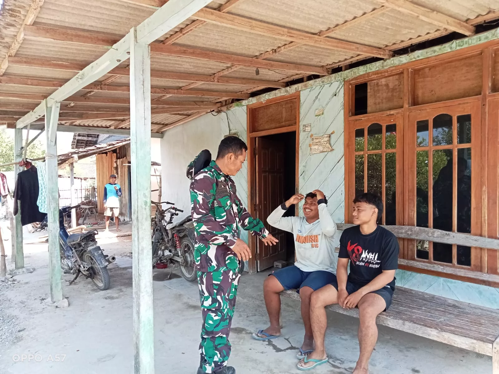 Satgas TMMD Kodim Jombang Motivasi Pemuda Ikut Seleksi TNI AD