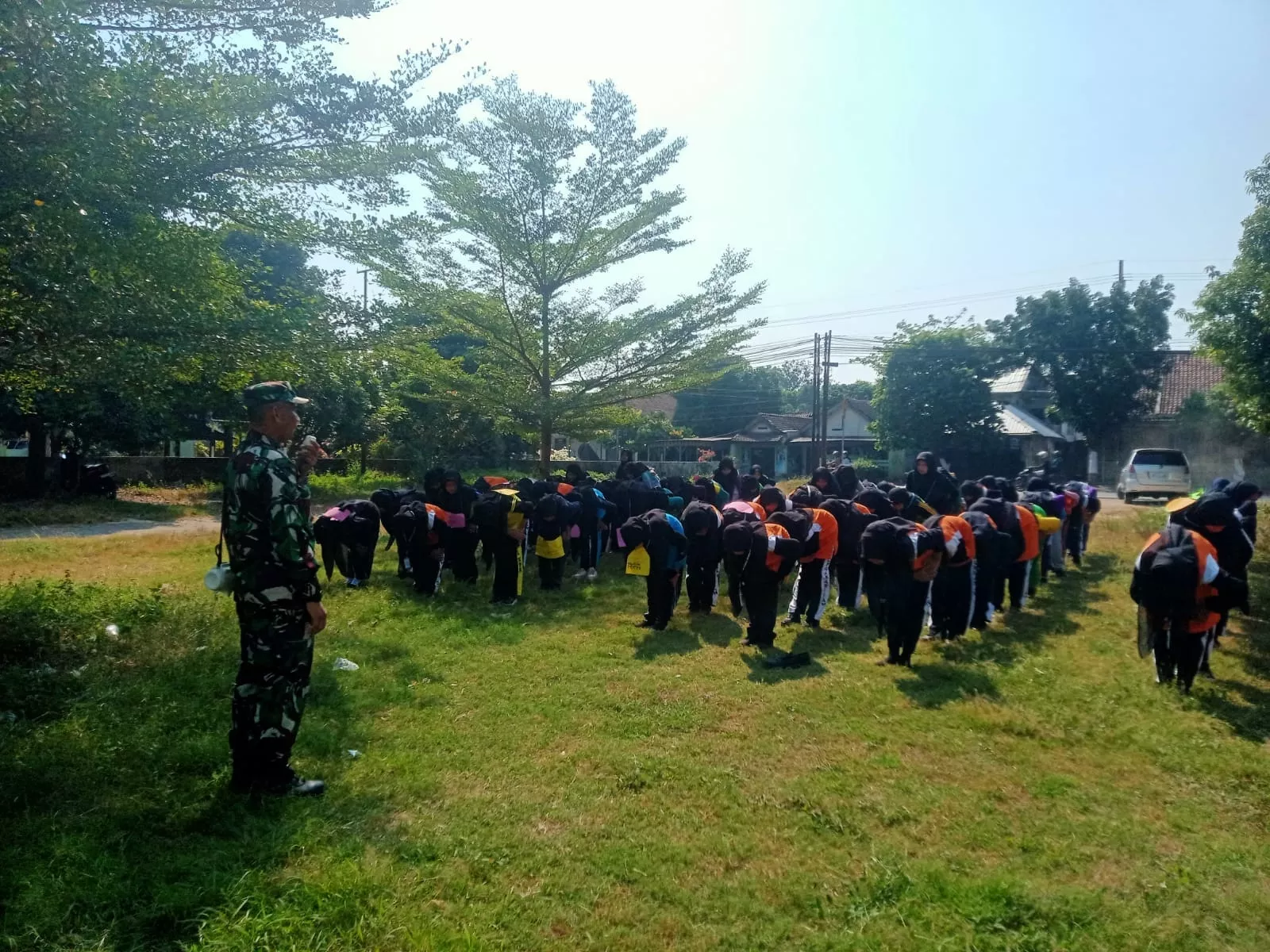 Serka Gunari Latih PBB di SDN 1 Puton Diwek
