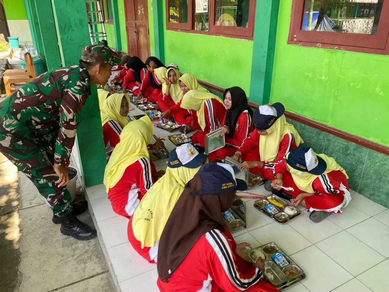 Koptu Rahmat Komsos dengan Pelajar, Tanamkan Semangat Disiplin dan Cinta Tanah Air