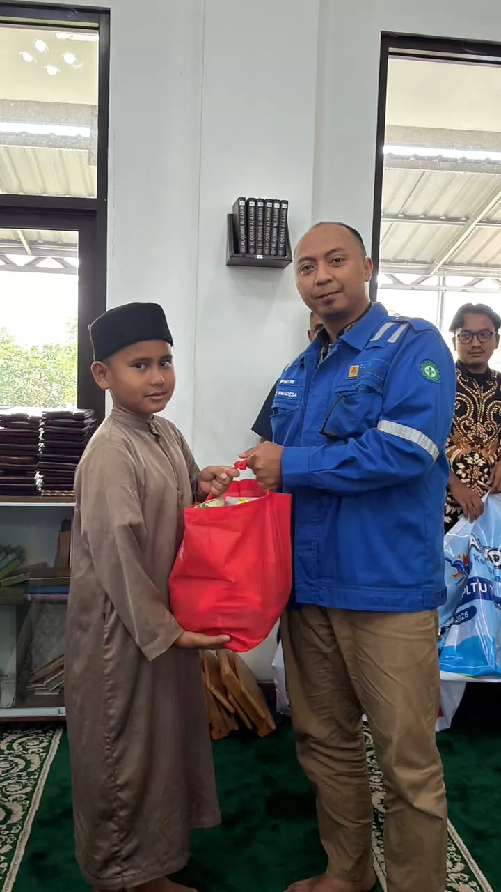 Hari Kesaktian Pancasila,PLN Nusantara Power UP Tenayan Salurkan Bantuan untuk Yatim dan Dhuafa