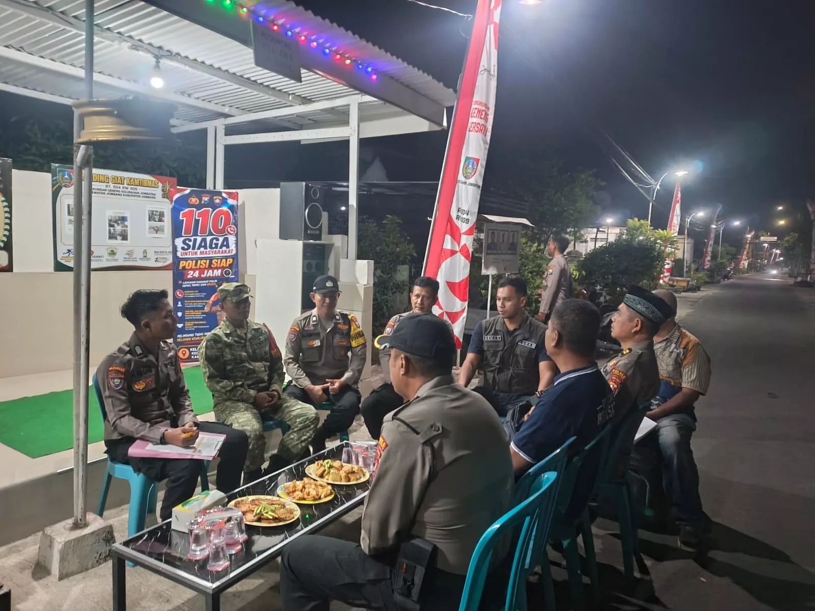 Babinsa Koramil Kota Jombang Patroli Jaga Keamanan Wilayah