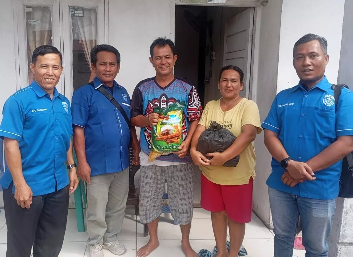 GAMKI Inhu Salurkan Sembako untuk Warga Rengat dan Rengat Barat