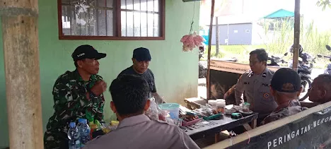 Babinsa Peterongan Intensifkan Komsos di Desa Kepuh Kembeng
