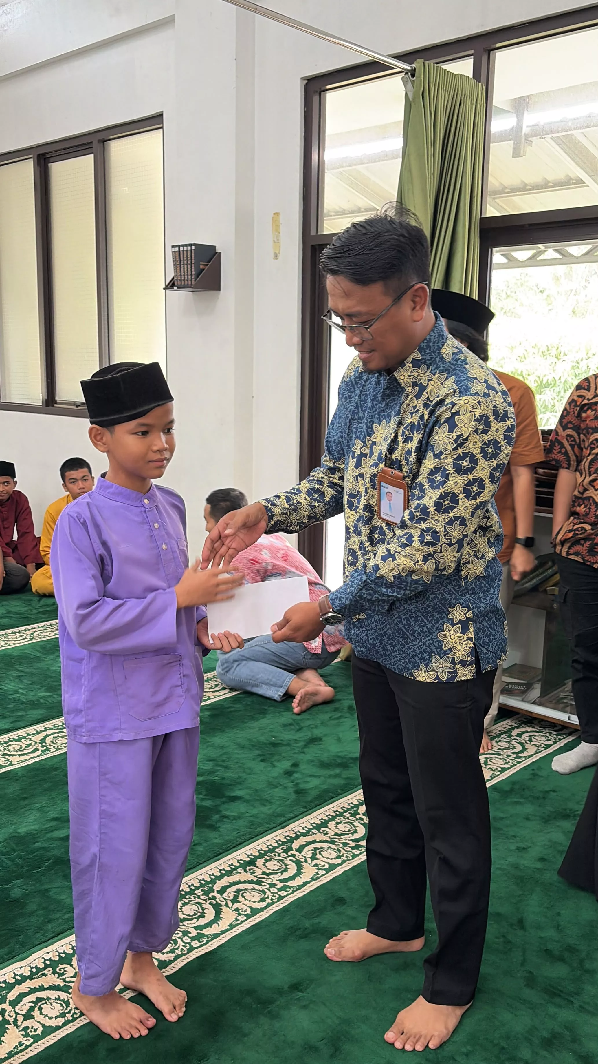 Hari Kesaktian Pancasila dan HUT ke-31 PLN Nusantara Power: Derma Nusantara Vol. 2 Tebarkan Kepedulian di Ring 1 PLTU Tenayan