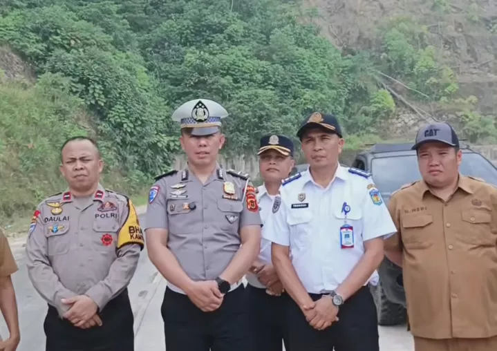 Jalur Sungai Penuh–Tapan Kembali Bisa Dilalui, Satlantas Tinjau Titik Rawan Longsor KM 20–22