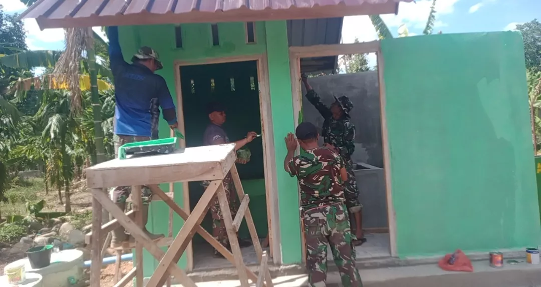 Kebut Progres Jelang Penutupan, Satgas TMMD ke-129 Kodim 0102/Pidie Tuntaskan Pembangunan MCK TPU  Lhok Panah