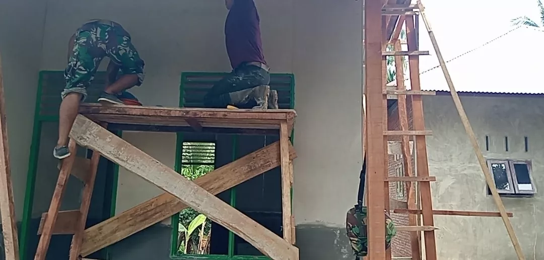 Tak Sekadar Membangun Rumah, Satgas TMMD Ke-129 Kodim 0102/Pidie Wujudkan Harapan Baru bagi Rabumah Amin