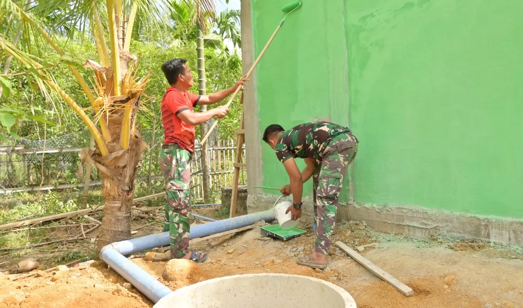 Jelang Penutupan TMMD ke-129, Satgas Kodim 0102/Pidie Pacu Finishing Lima Titik MCK dan Sumur Bor