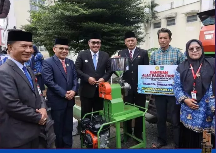 Perkuat Produktivitas dan Ketahanan Pangan, Pemkot Sungai Penuh Salurkan Beragam Bantuan