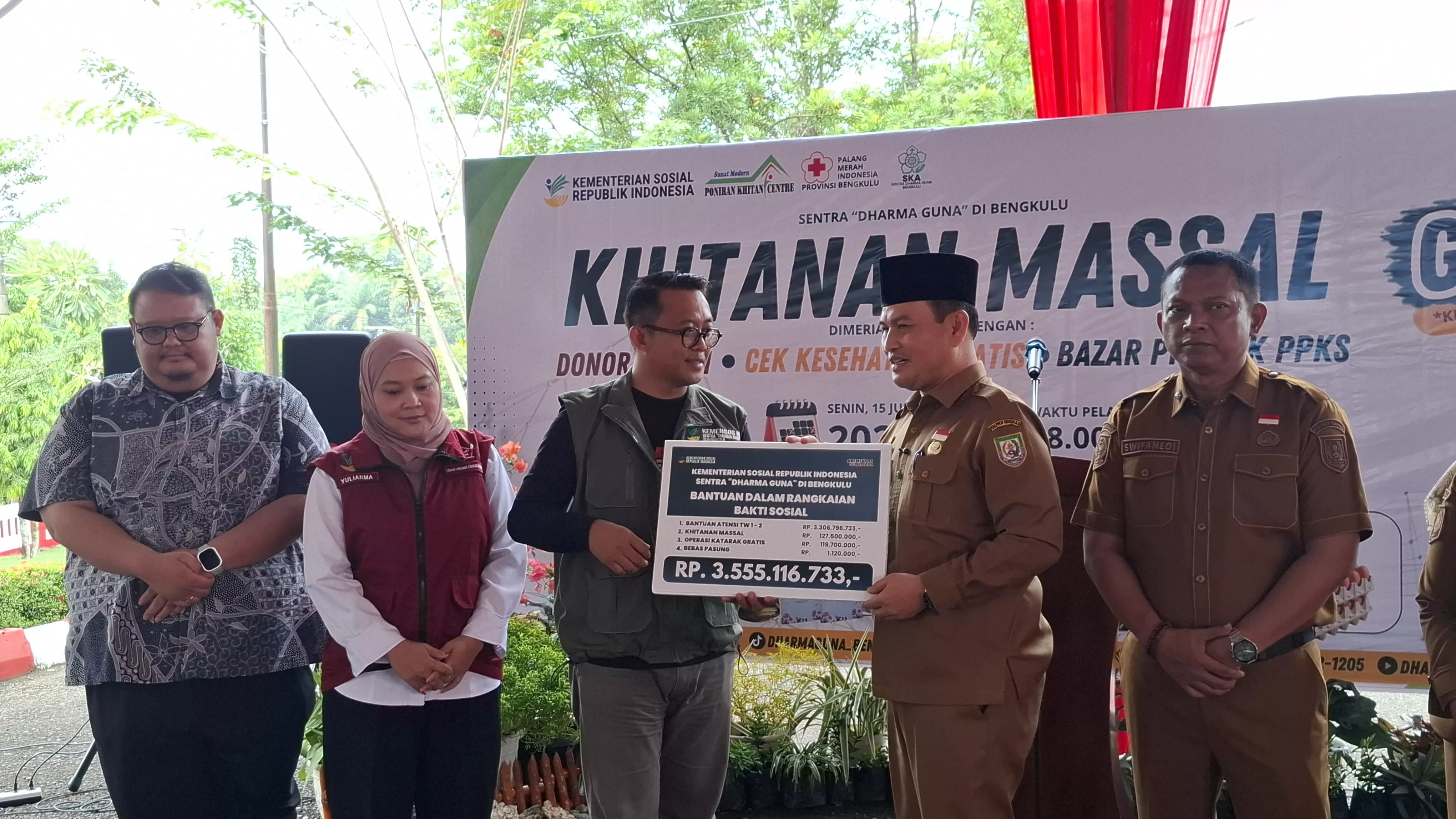 Pemprov Bengkulu Apresiasi Bakti Sosial Sentra Dharma Guna, Bantuan Rp3,55 Miliar Disalurkan untuk Warga