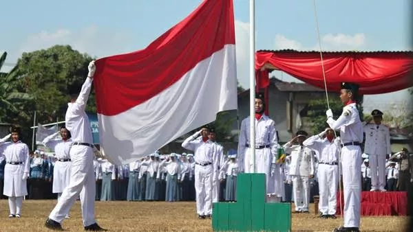 Mendikdasmen Instruksikan Sekolah Gelar Upacara Pagi Ceria