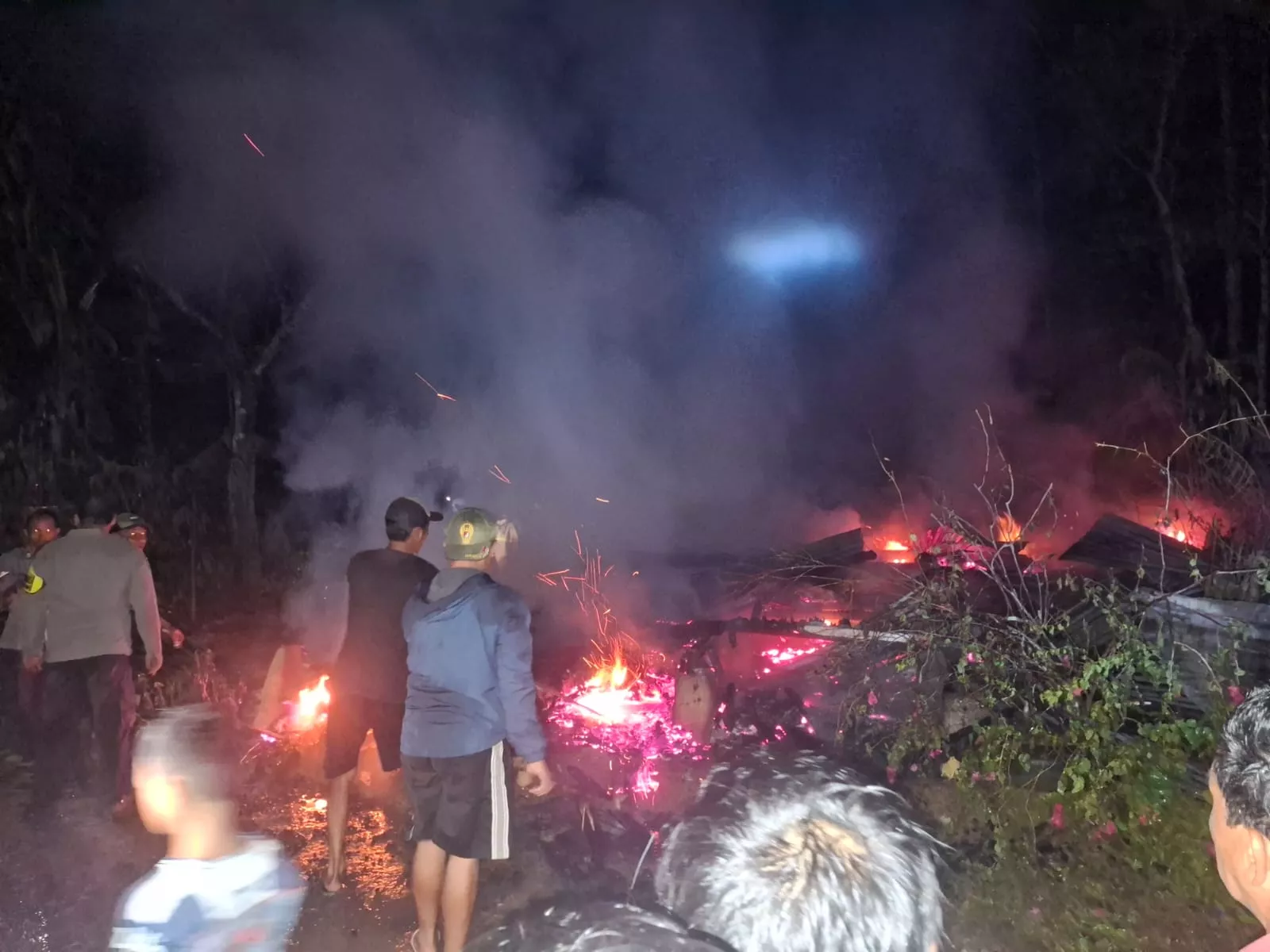 Duka Menjelang Lebaran: Rumah Warga di Lebong Utara Ludes Terbakar, Kerugian Capai Rp100 Juta