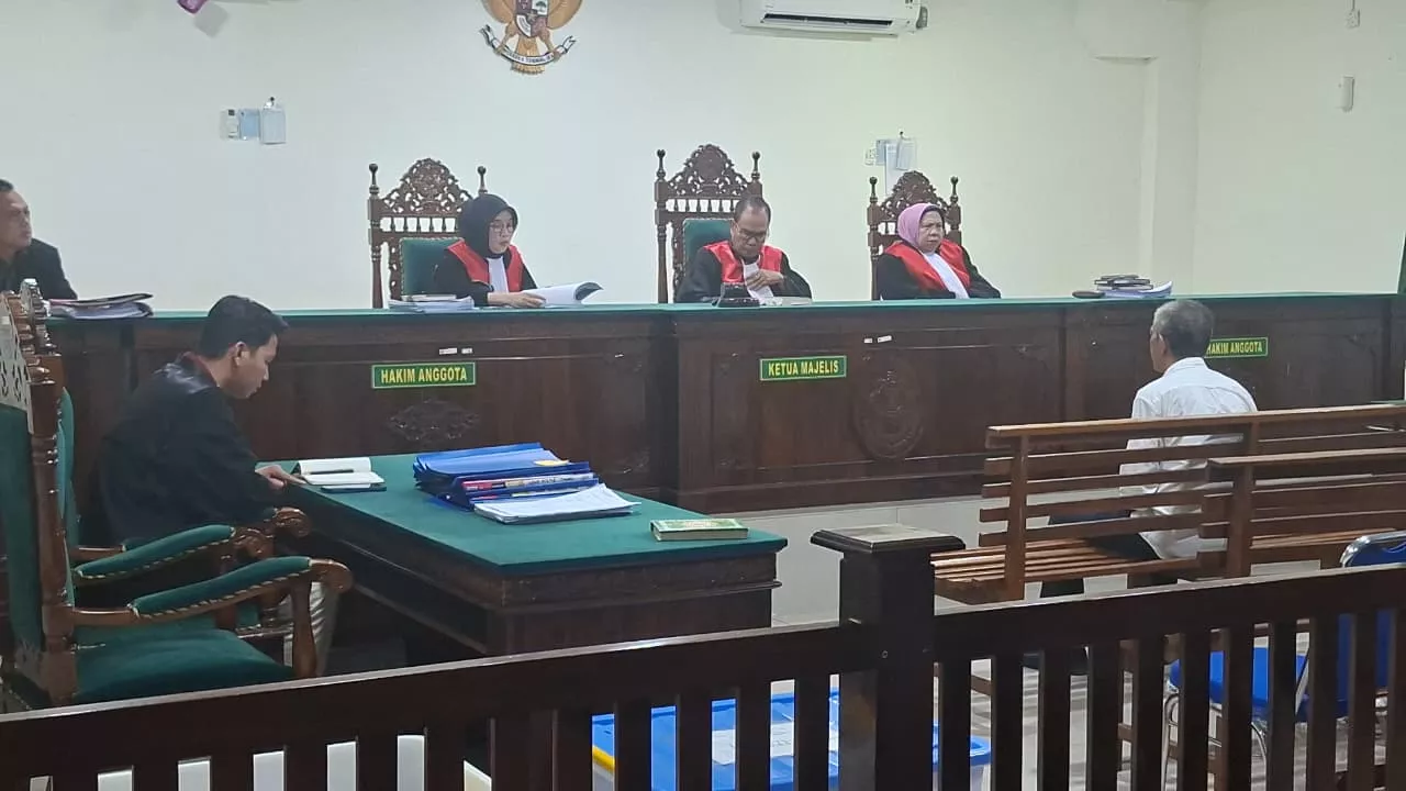 Eks Direktur RSUD Kepahiang Divonis 3 Tahun Penjara, Rekannya Masih Buron! Kasus Korupsi UPS Miliaran Rupiah Berujung Vonis