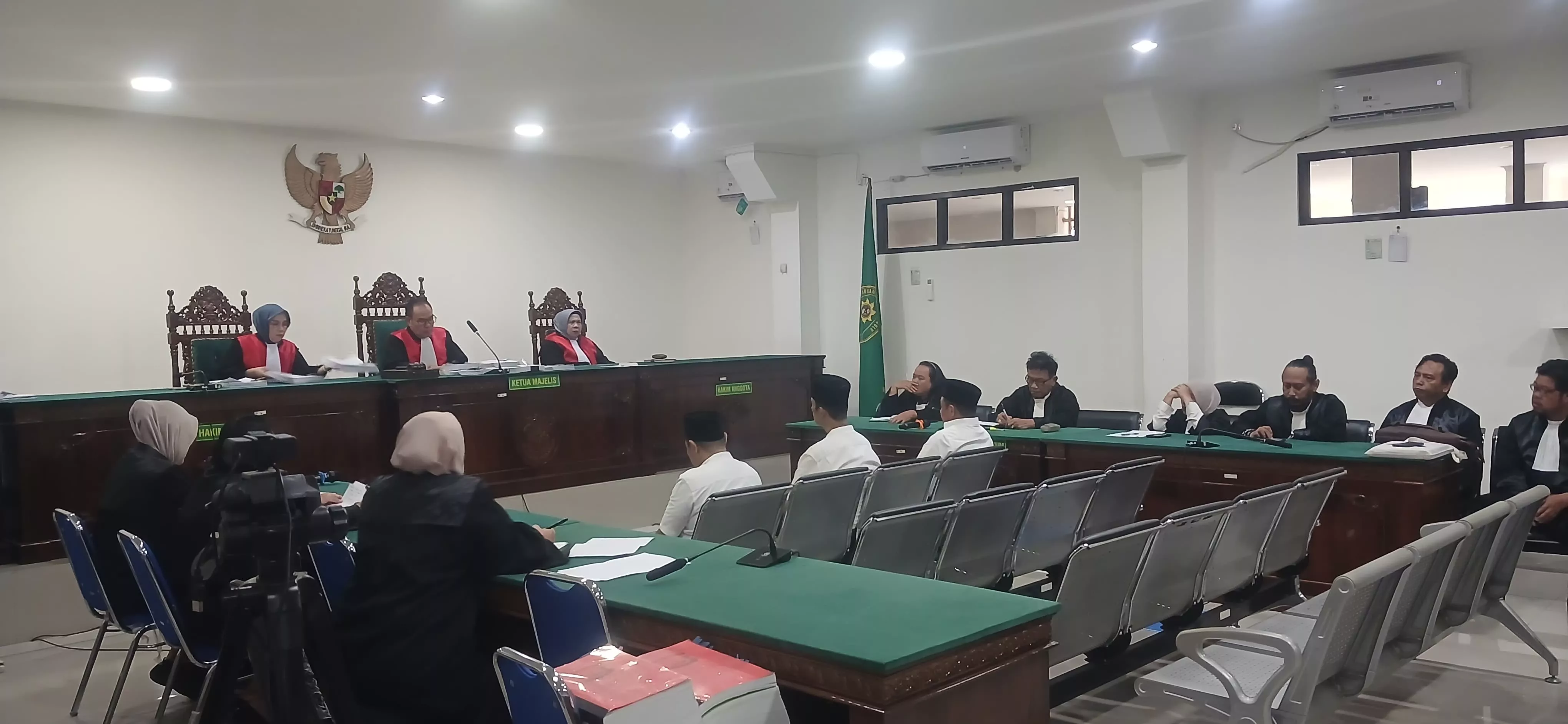 Rekrut 117 THL Diduga “Jual Jabatan”, Eks Dirut Perumda Tirta Hidayah Divonis 6 Tahun dan Bayar Rp10,8 Miliar