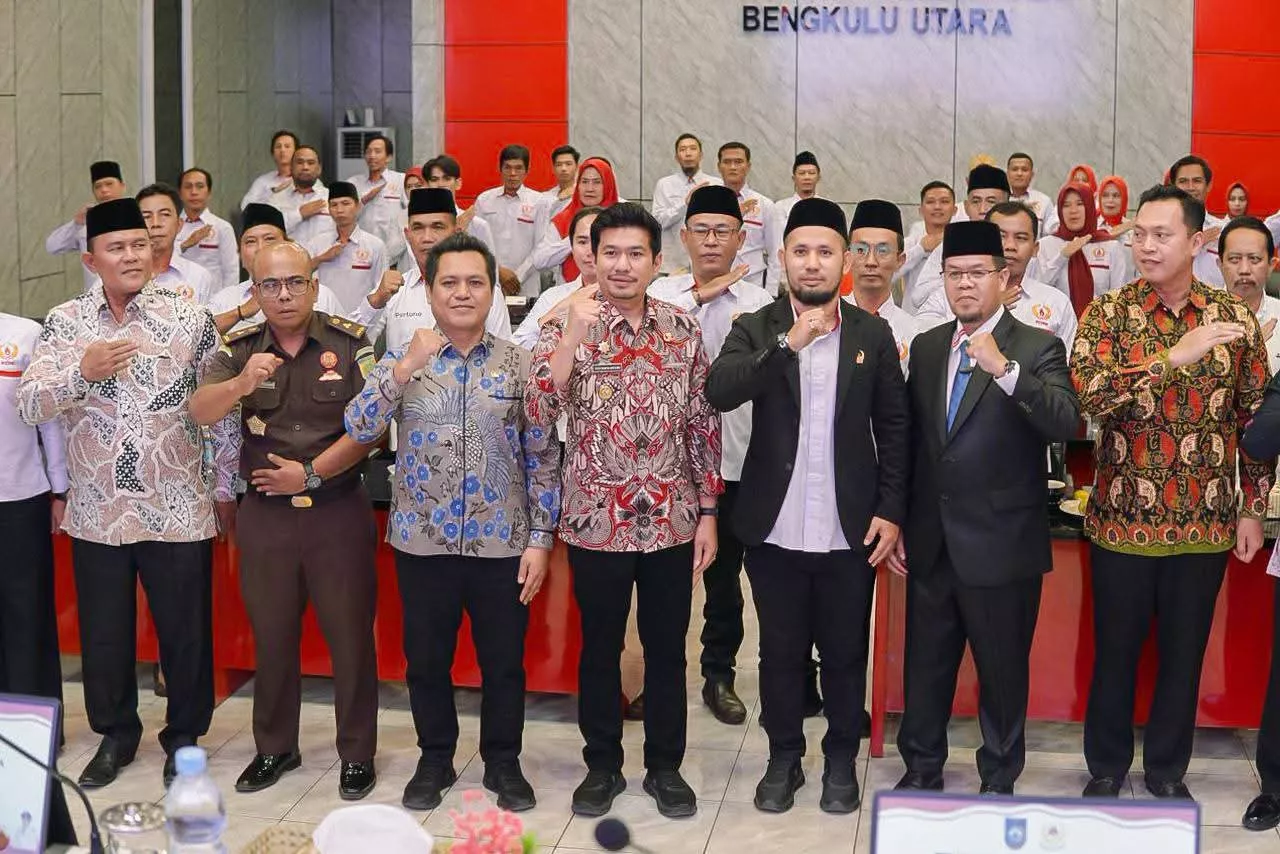 Kukuhkan Pengurus KONI, Bupati Arie Harap Cetak Atlet di Bengkulu Utara