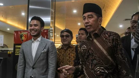 Kuasa Hukum Pastikan Jokowi Hadir di Sidang Roy Suryo Cs, Siap Tunjukkan Ijazah Asli