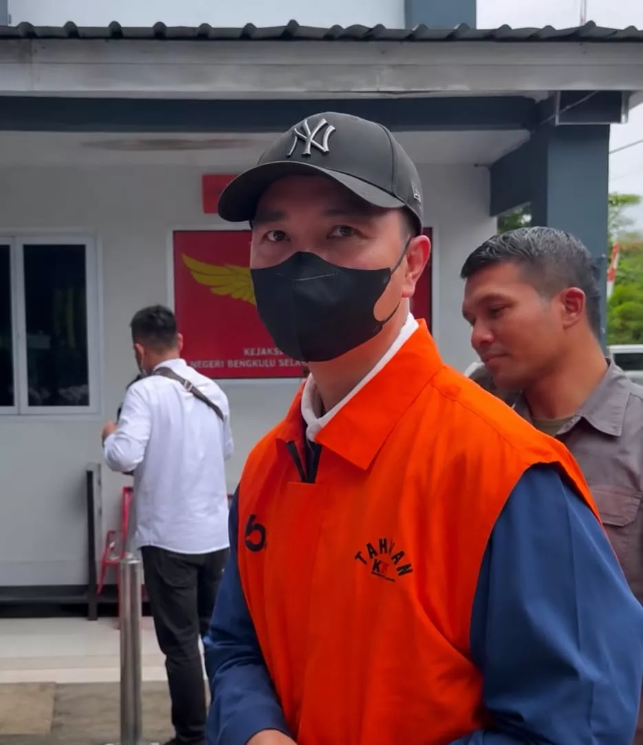 Resmi Ditahan! Mantan Bupati Rejang Lebong Fikri Thobari Masuk Rutan Bengkulu, Tak Dapat Fasilitas Khusus