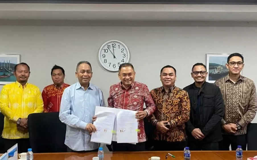 Pemkab Bengkulu Tengah dan PT BIO Teken MoU Hibah Pembangunan Masjid Agung