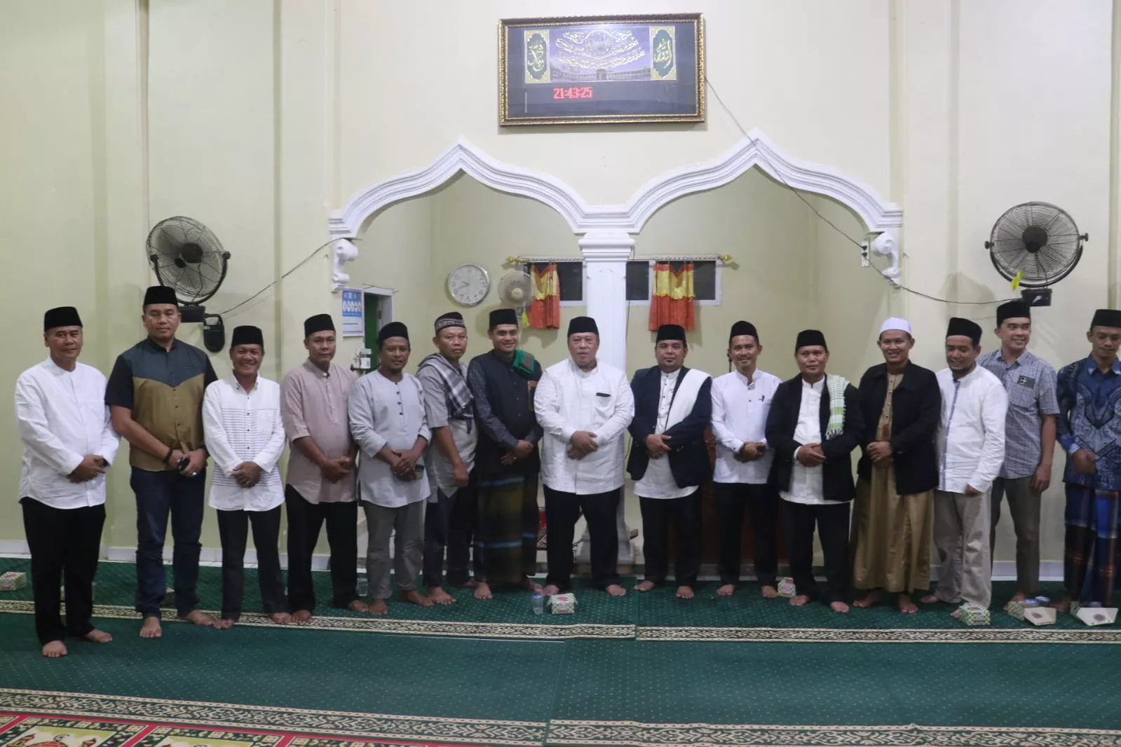 Safari Ramadan Perdana di Air Rami, Bupati Choirul Huda Serukan Persatuan dan Kepedulian Sosial
