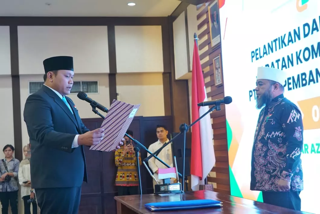 Gubernur Helmi Hasan Lantik Andaru Pranata sebagai Komisaris Bank Bengkulu