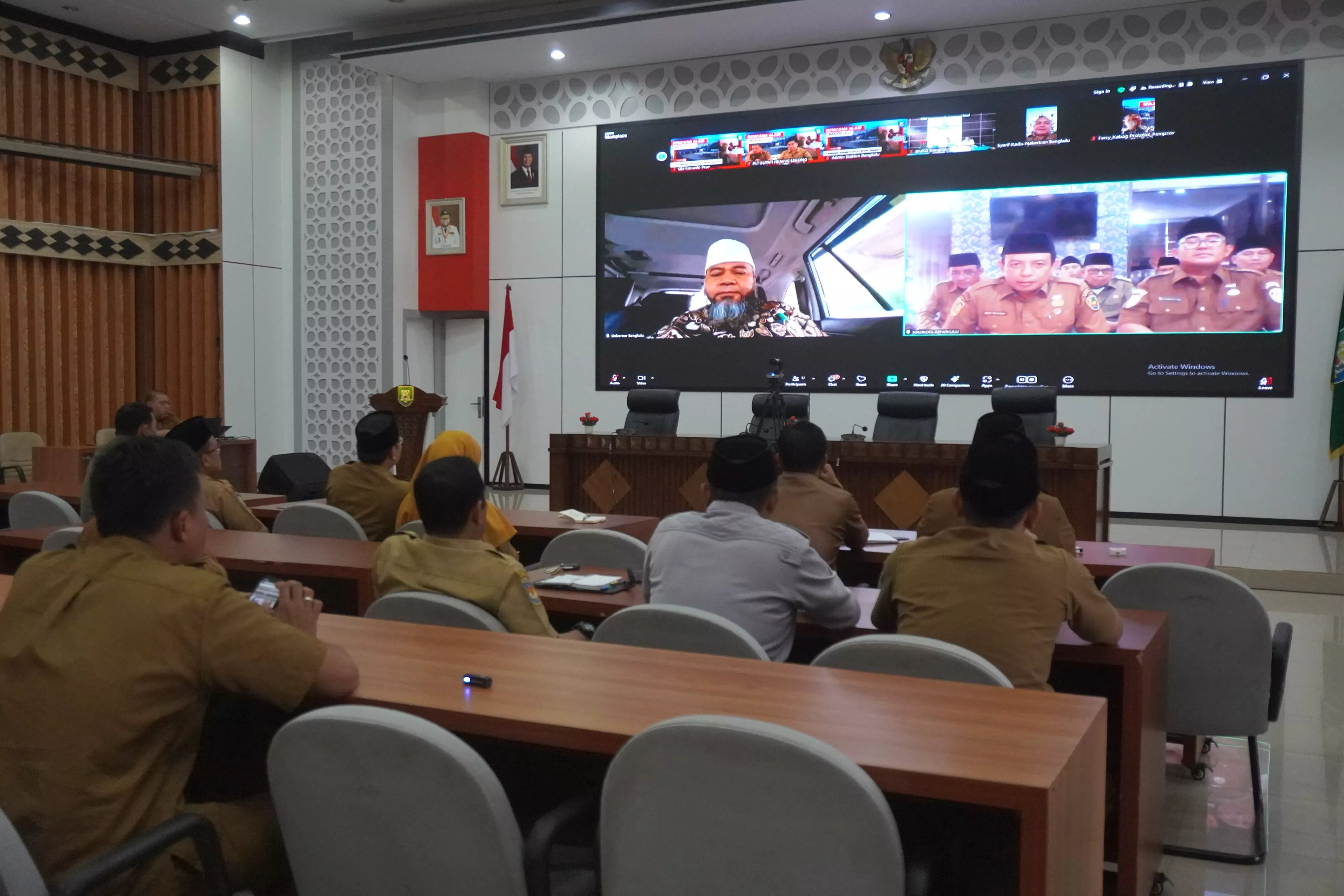 Cuaca Ekstrem Picu Bencana di Bengkulu, Gubernur Helmi Hasan Perintahkan Distribusi Bantuan Tanpa Henti