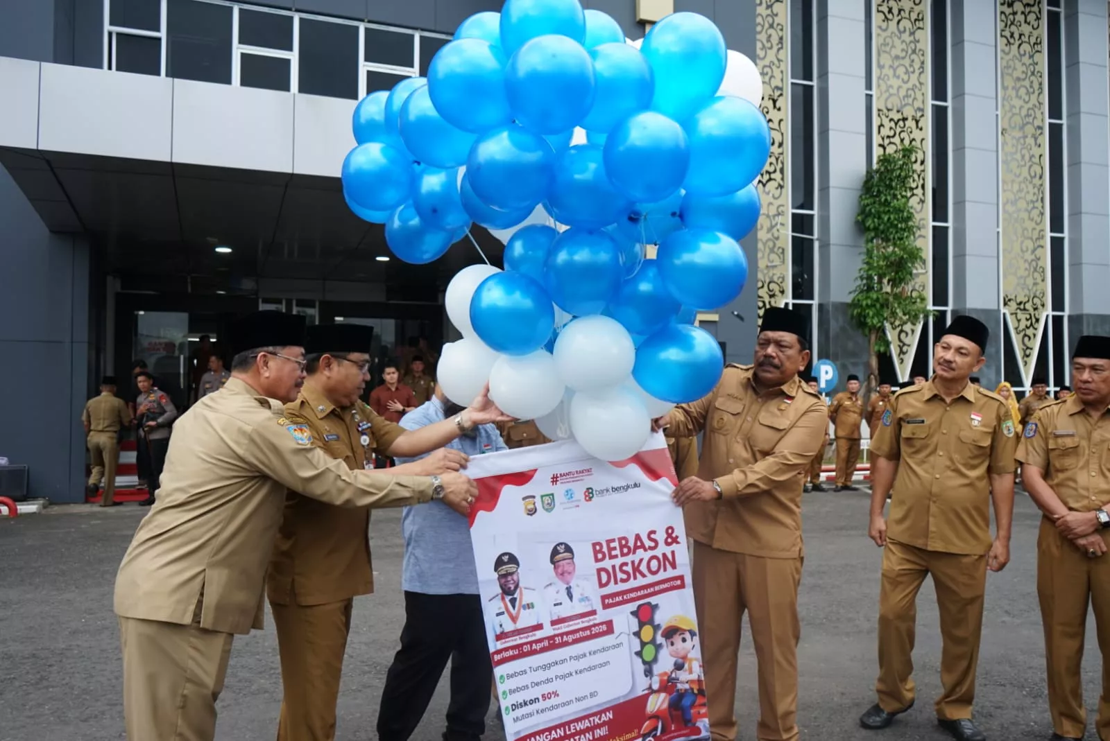 Awali Pasca-Lebaran, Helmi Hasan Luncurkan Diskon Pajak Kendaraan