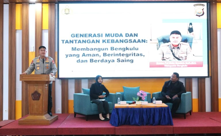 Berikan Kuliah Umum di Unib, Wakapolda Bengkulu Ajak Mahasiswa Perangi Radikalisme