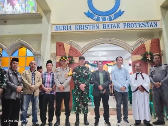 Malam Natal, Bupati Fikri Bersama Forkopimda Patroli ke Gereja-Gereja di Rejang Lebong