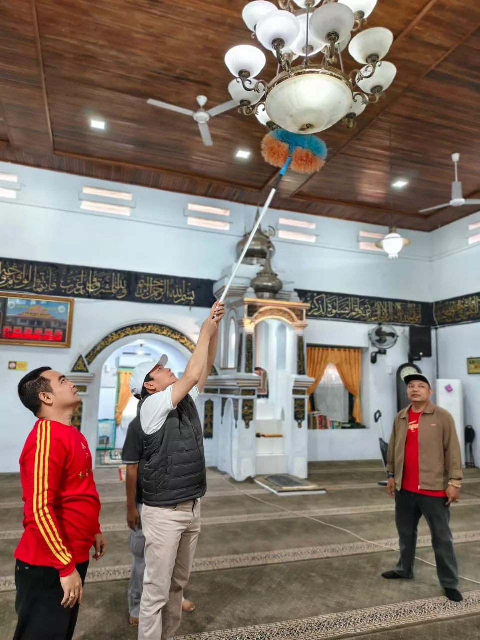 Kemenag Bengkulu Gelar ‘GEBER BBM’, Bersihkan 234 Masjid Sambut Ramadan 1447 H