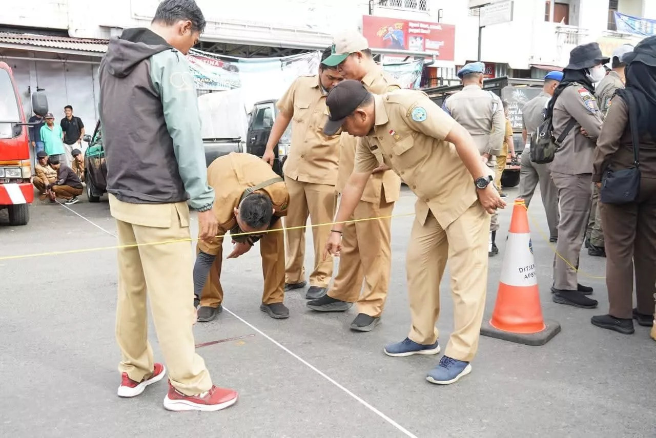 Ratusan Pedagang Mulai Masuk Pasar, Penataan Pasar Minggu–Panorama Masuk Tahap Penertiban Nyata