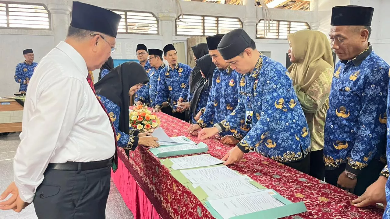 Teken Perjanjian Kerja, DLHK Bengkulu Diingatkan: Jangan Hanya Seremonial!