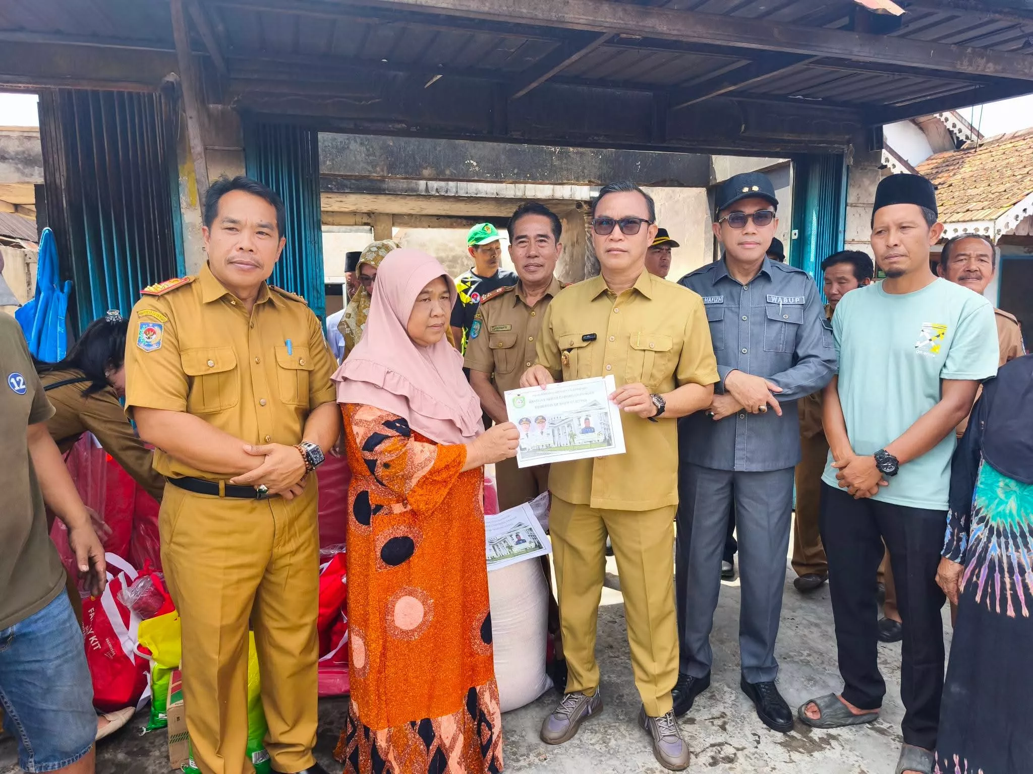 Tiga Rumah Warga Kepahiang Hangus Dilalap Api Terima Bantuan