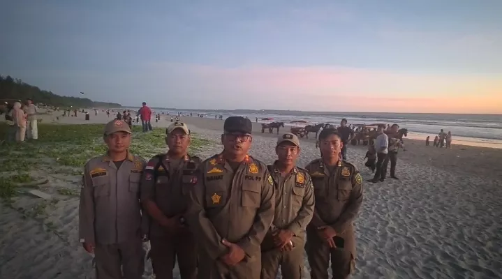 Satpol PP Bengkulu Perketat Pengawasan Parkir di Pantai Panjang, Warga Diminta Lapor Pungli