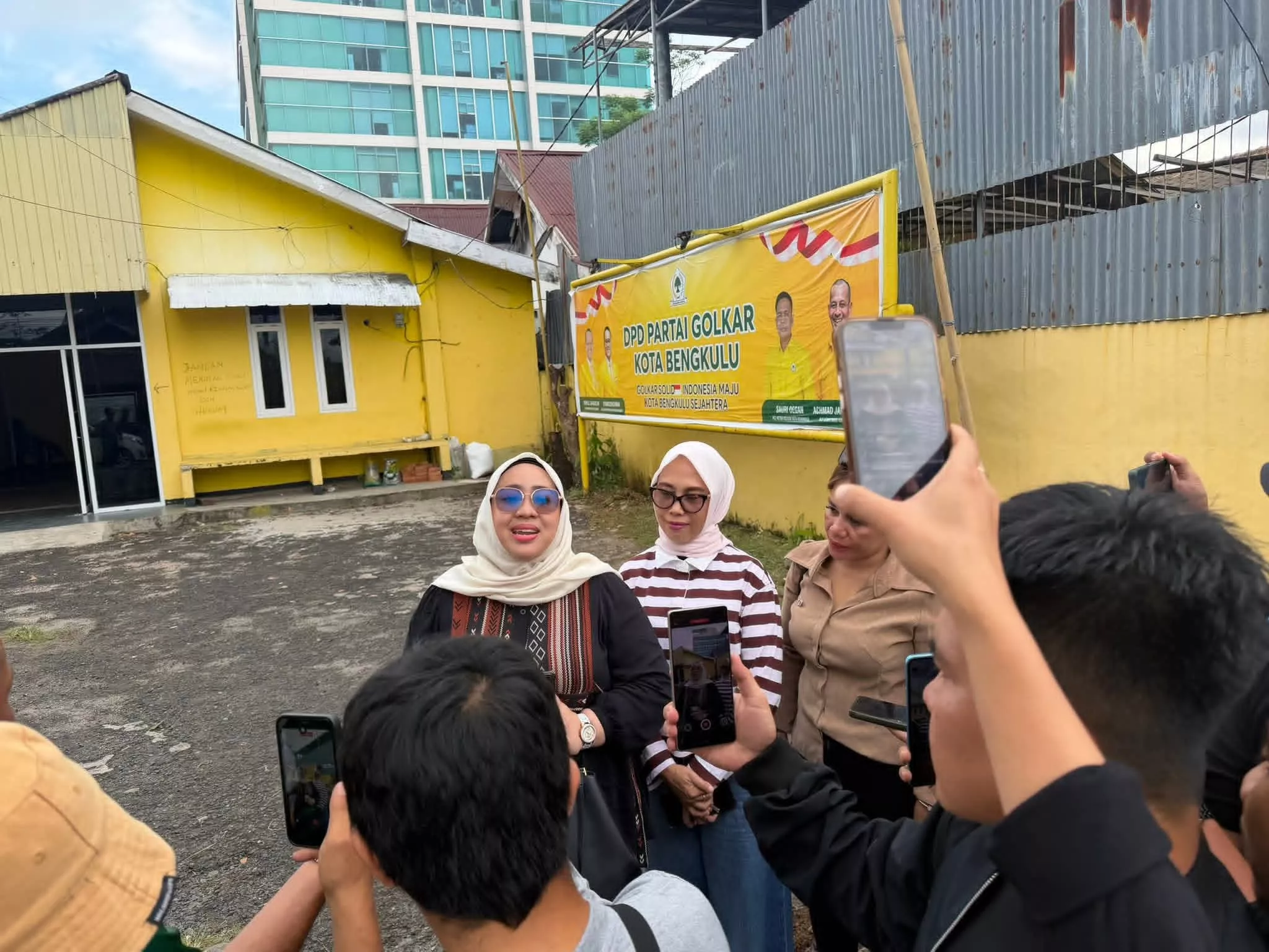 Kantor Golkar Kota Bengkulu Dipagar Ahli Waris, Mardensi: Saya Kaget, Belum Pernah Lihat Suratnya