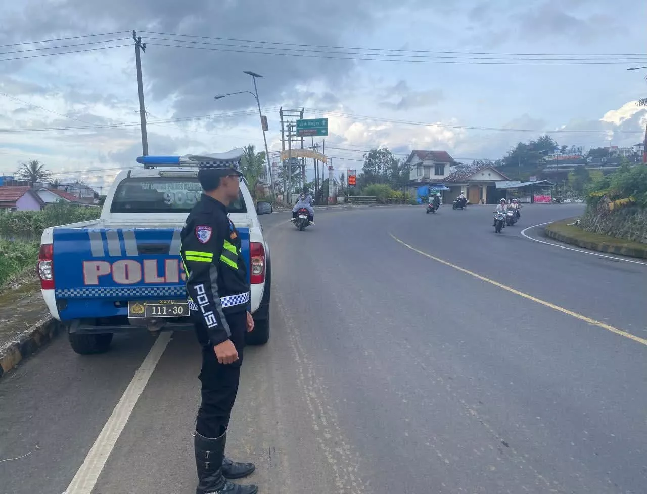 Senja Hari, Polisi Turun ke Jalan! Tikungan Mahi Disisir, Balap Liar dan Knalpot Brong Jadi Target