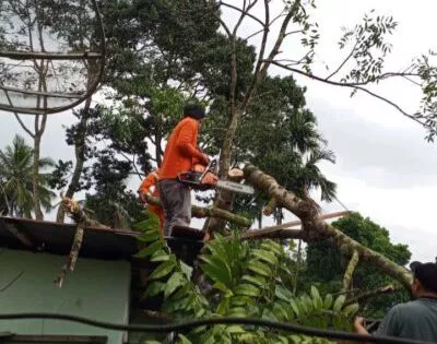 Cuaca Ekstrem Ancam Rejang Lebong, BPBD Turunkan Personel dan Siapkan Alat Berat
