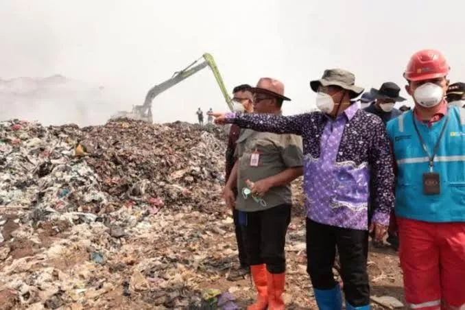 Kepala BNPB Ingatkan Pemda Waspada Kebakaran TPA Saat Musim Kemarau