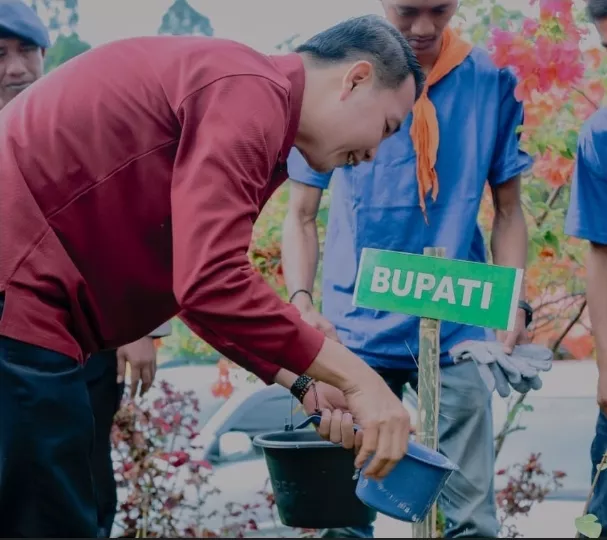 Penghijauan dan Peluang Ekonomi, Bupati Fikri Siapkan 30 Hektare Lahan Budidaya Alpukat