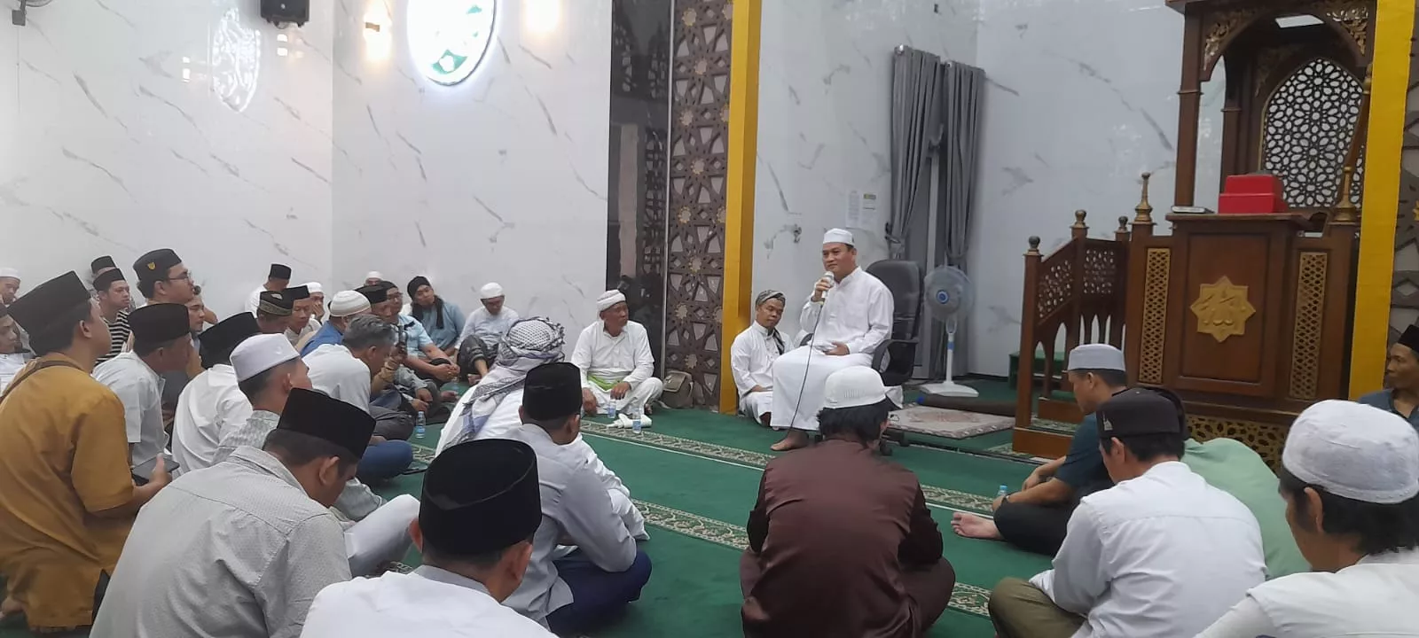 Takbir di Masjid Al-Anshor, Tangis dan Tekad Menutup Retreat Merah Putih