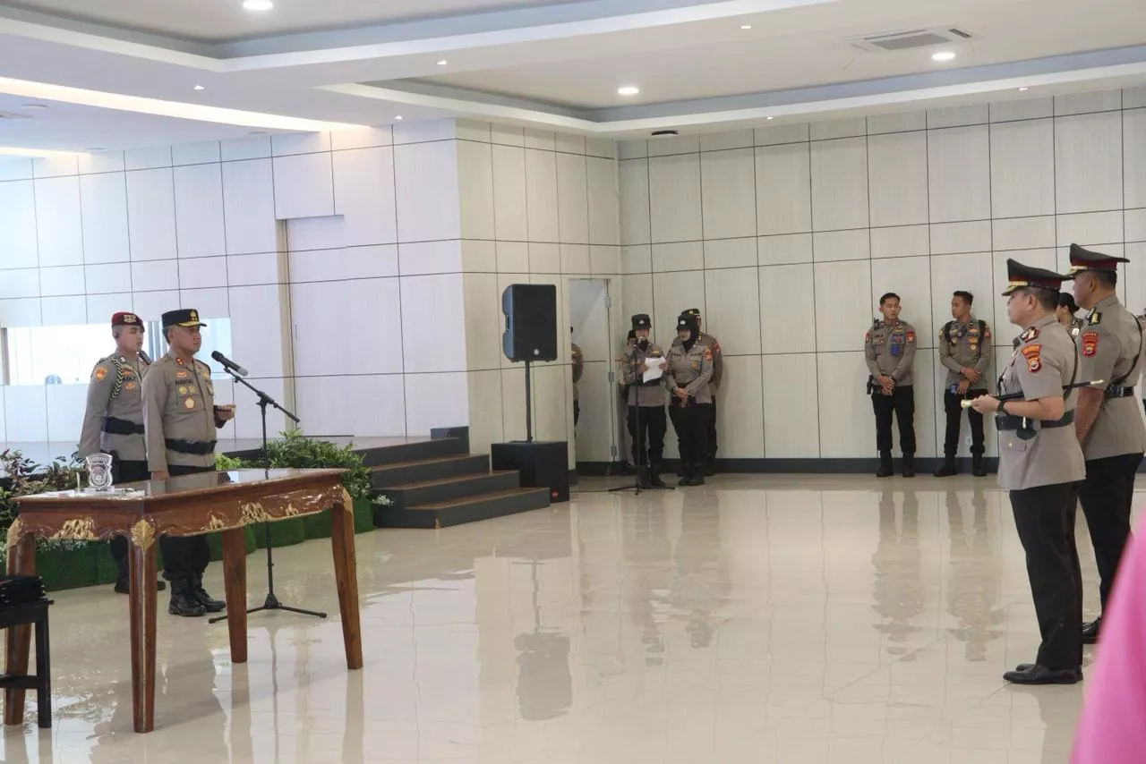 Kapolda Bengkulu Pimpin Pelantikan Irwasda, Kapolresta, dan Sertijab Dirsamapta