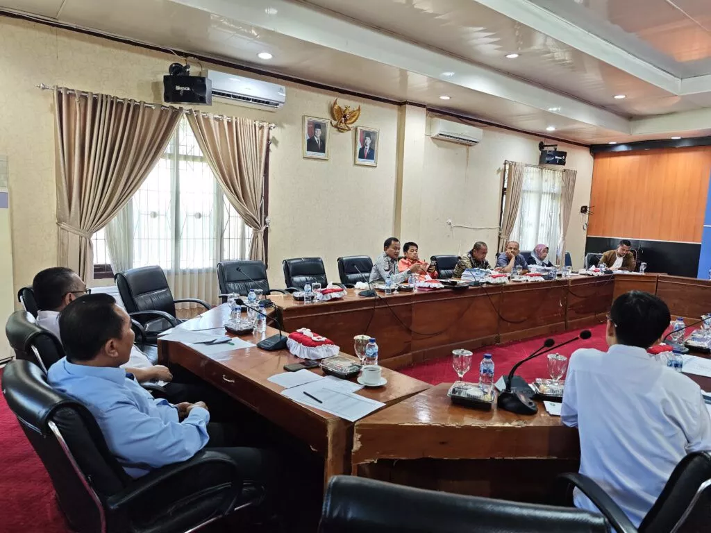 DPRD Bengkulu Bongkar Masalah Parkir, Indomaret Dipanggil untuk Klarifikasi!