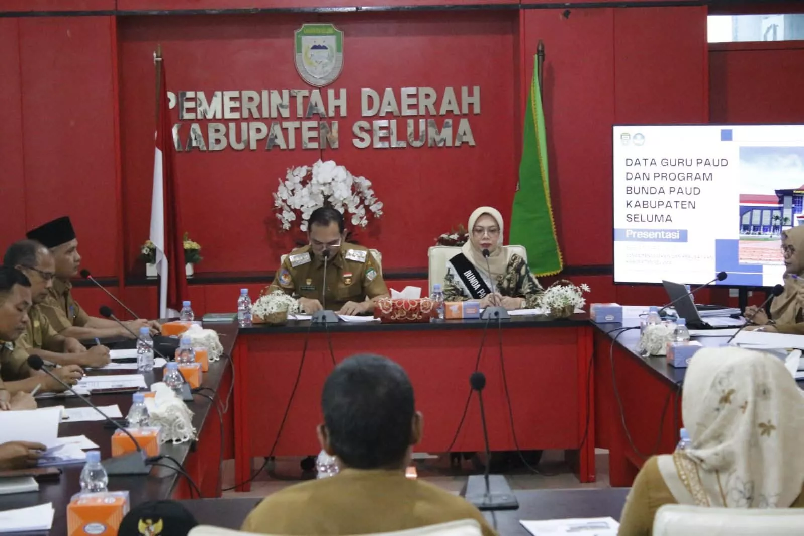 Bupati Seluma Pimpin Rapat Penyusunan Draf SE Insentif Tenaga Pendidik PAUD