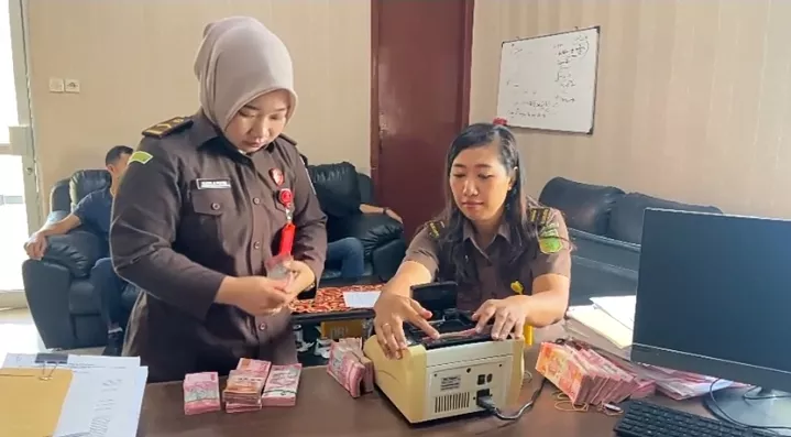 Kerugian Negara Rp1,1 Miliar, Kejari Bengkulu Terima Pengembalian Dana Kasus Korupsi Lab Dinkes