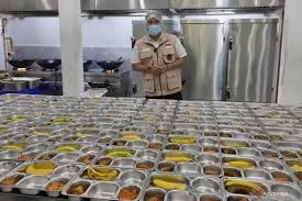 MBG Tetap Jalan Saat Ramadan: Siswa Bawa Pulang Telur, Roti, dan Kurma untuk Berbuka