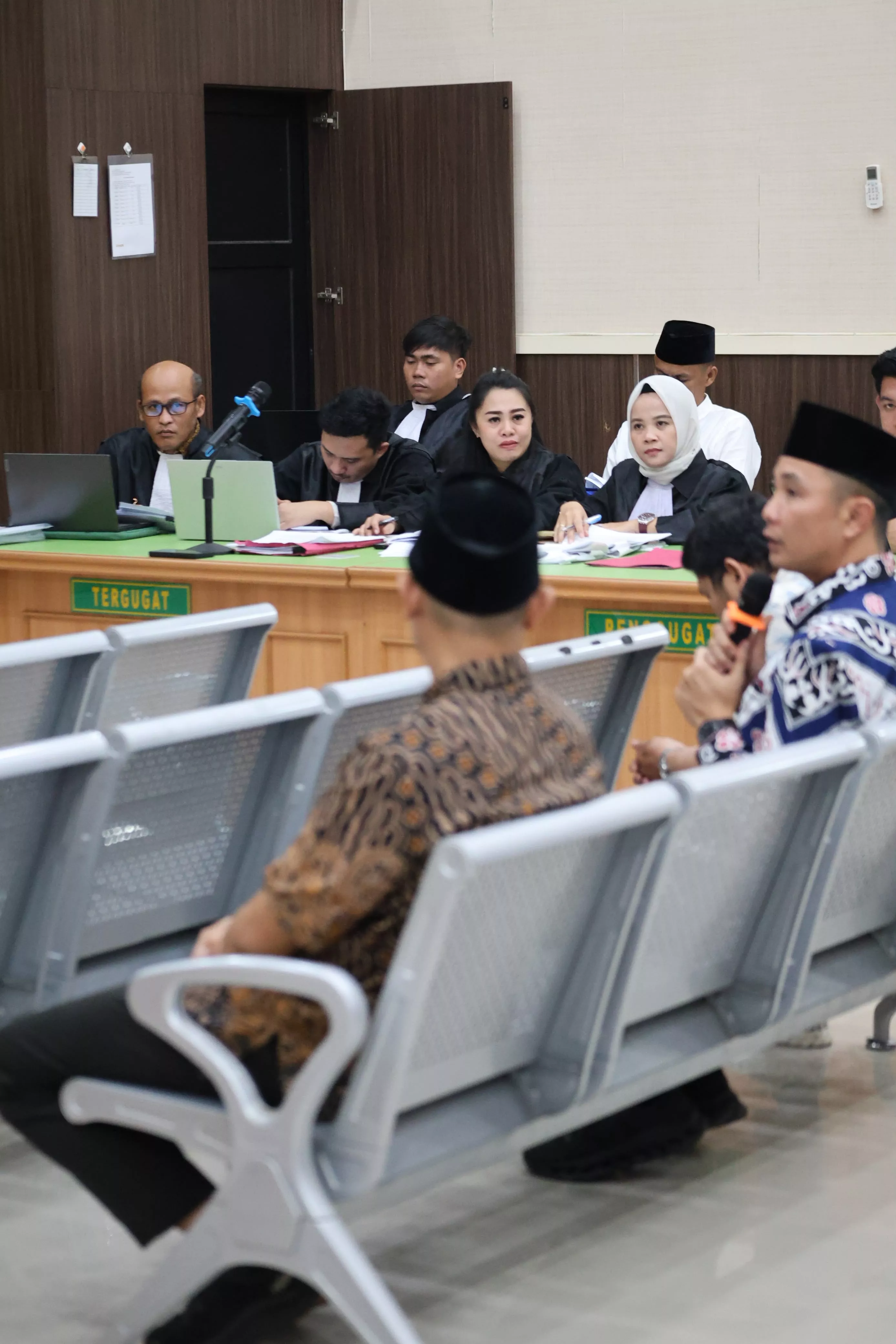 Sidang OTT KPK Memanas! Fikri Thobari Bersaksi, Dugaan Peran Tiap Terdakwa Mulai Terkuak