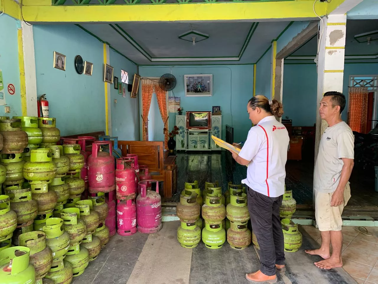 Pastikan Penyaluran Gas LPG 3 Kg, PT SIM Tinjau Langsung ke Pangkalan