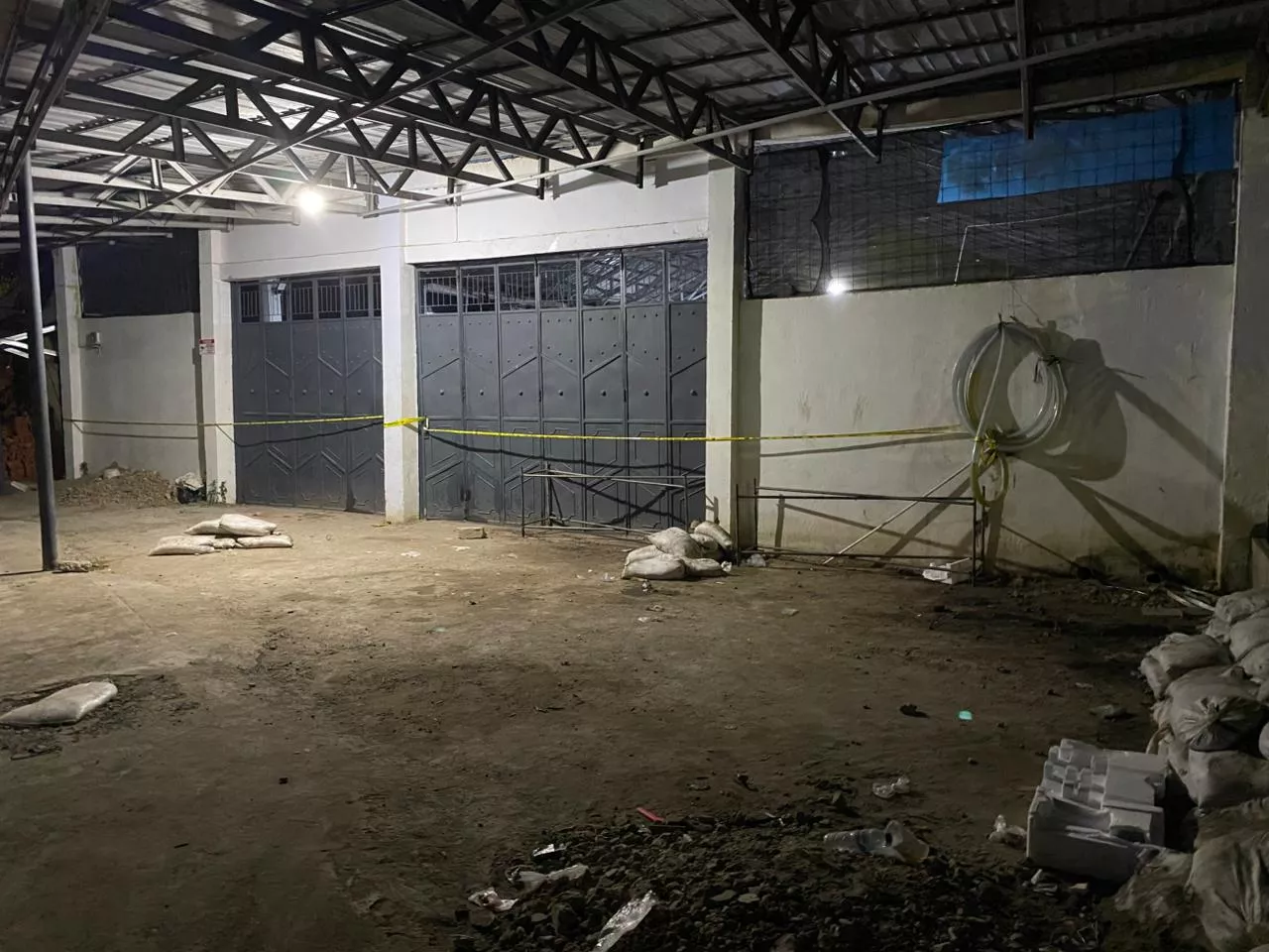 Misterius! Rumah Produksi Minyak Goreng BMP Bengkulu Dipasang Garis Polisi