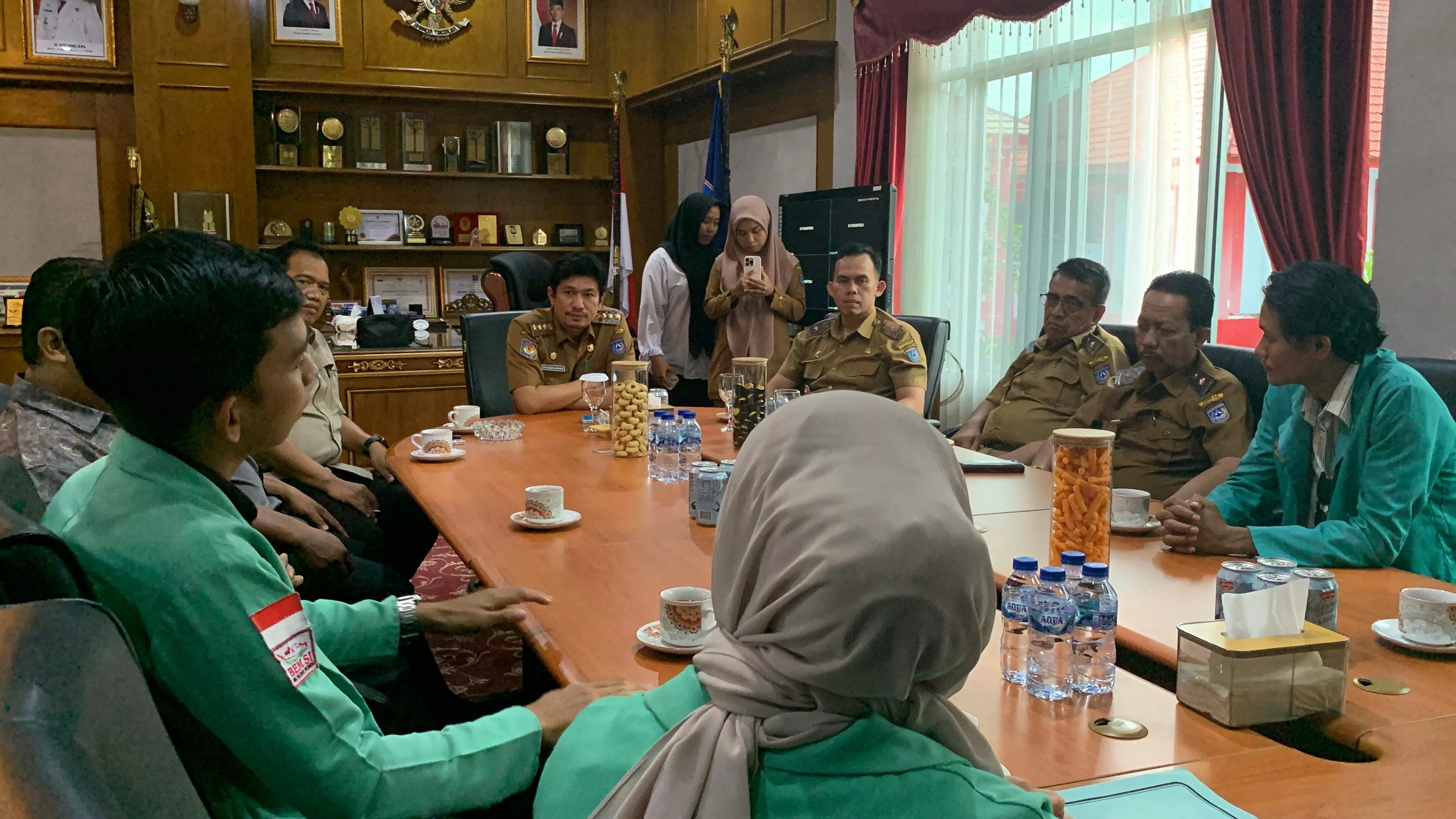 Sempat Disangkal, Kini Diakui! Bupati Bengkulu Utara Minta Maaf ke Mahasiswa